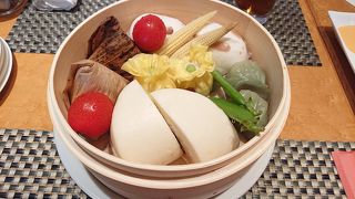 アフタヌーンティーが楽しめます。