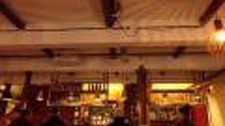 アークレイリ バックパッカーズ