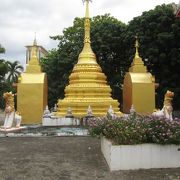 ワット スィ ドン チャイの仏塔