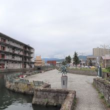 竜宮橋から見た広場