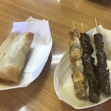串焼きと春巻き