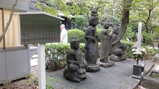 ４人並びはあまりないような。