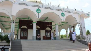 ムバラク・モスク