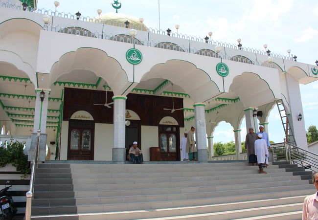 ムバラク・モスク