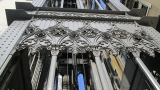 登りは朝から行列で時間かかります