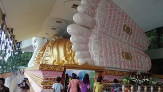 Shwe Thar Lyaung  Reclining Buddha (ミェイク)