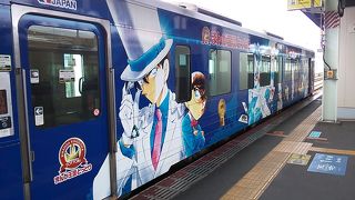 2019年７月９日現在、新しい「コナンラッピングトレイン」が運行されていました