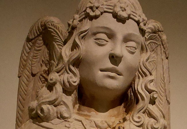 必見の博物館　彫刻が素晴らしい！