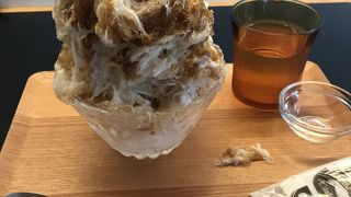 夏はかき氷もやってるお煎餅屋さんの喫茶店・一隆堂喫茶室