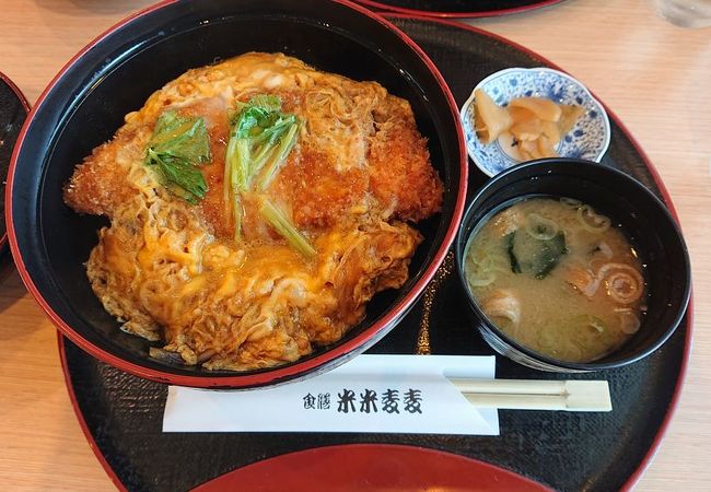 黒豚かつ丼