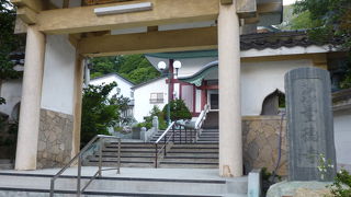 稚内公園に隣接しています