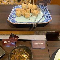 朝食バイキングで秩父名物も食べられます。