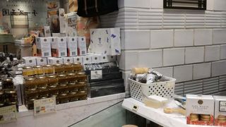 チーズの専門店