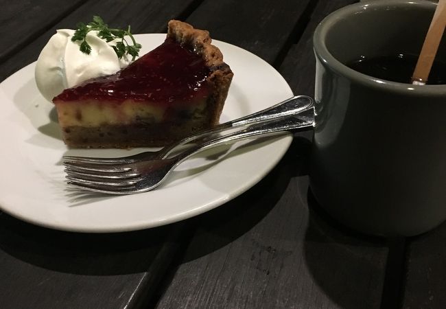 神戸を感じさせるお洒落なカフェ