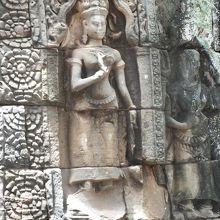 美しいレリーフ