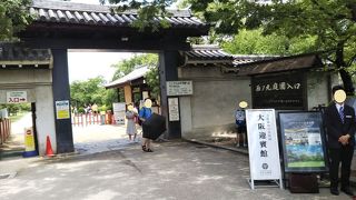 綺麗に手入れされた庭園