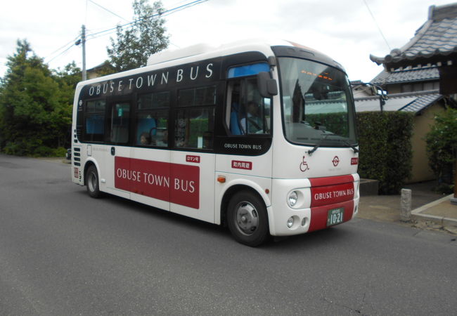 観光客用だが、運転日が少なく、間隔も長くて使いにくいコミュニティバス。