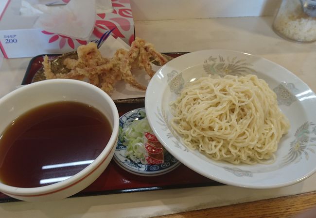 ラーメン屋なんだけど、げそ天もうまい