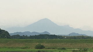 わずかな間、ほんの挨拶程度に。