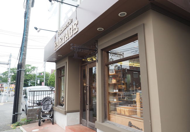 パン、焼き菓子がおいしい