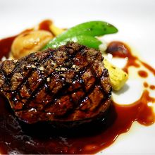 牛フィレ肉のグリル