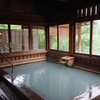 離れ湯百八歩の内湯