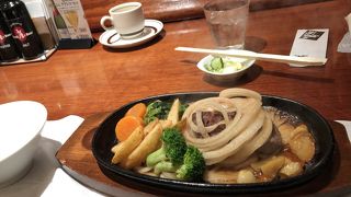 ランチステーキ９８０円