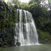 お手軽に行ける割には秘境感のある『桜滝』