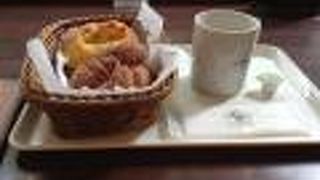 窓際の席が気持ち良い！