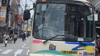 小さいバスもあり