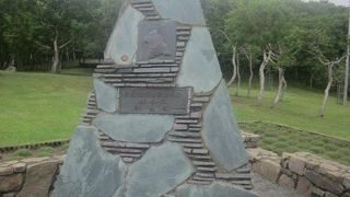 供養塔の方は注目度が低く感じました