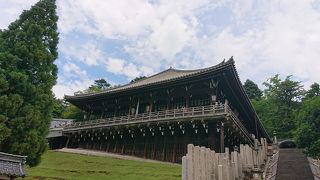 東大寺の二月堂へ