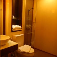 問題のシャワースペース＆洗面所