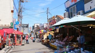 昼間は閑散としていました