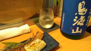 おにぎり屋と思っていたらカウンター席の居酒屋だった！？