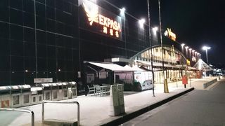 ２４時間営業のお店が結構あります。