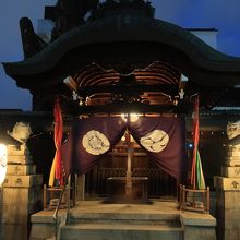 夕暮れに参拝した