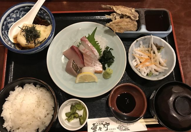 居酒屋さんのランチ