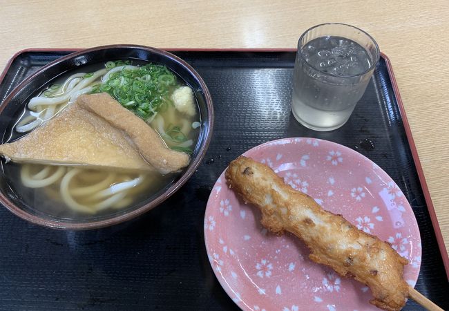 瀬戸大橋近くの讃岐うどん