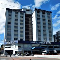 ナショナル博物館の向いにある