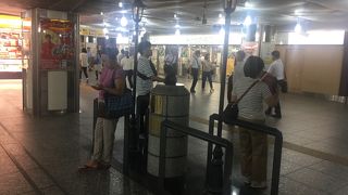 夏休み期間の待ち合わせに！