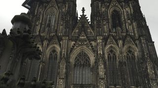 絶景かな、ケルン大聖堂
