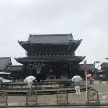 東本願寺御影堂門 