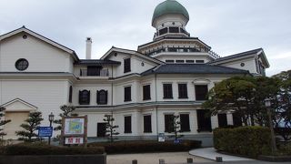 天気、天候が良ければ、景色が良いです。三国祭りの山車は見どころ