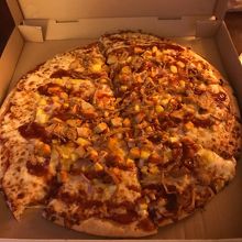 ピザとても大きいです