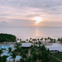 部屋から見る夕日