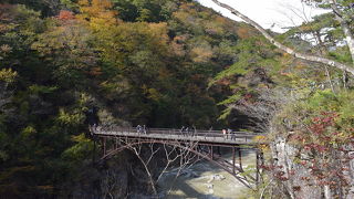 龍王峡の景観が素晴らしい、虹見橋