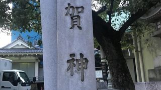 平日の夕方には扉が閉まっていました。