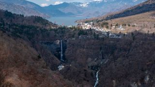 天気が良ければ華厳の滝と中禅寺湖の大パノラマ