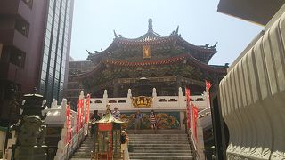 横浜中華街にあるパワースポット。